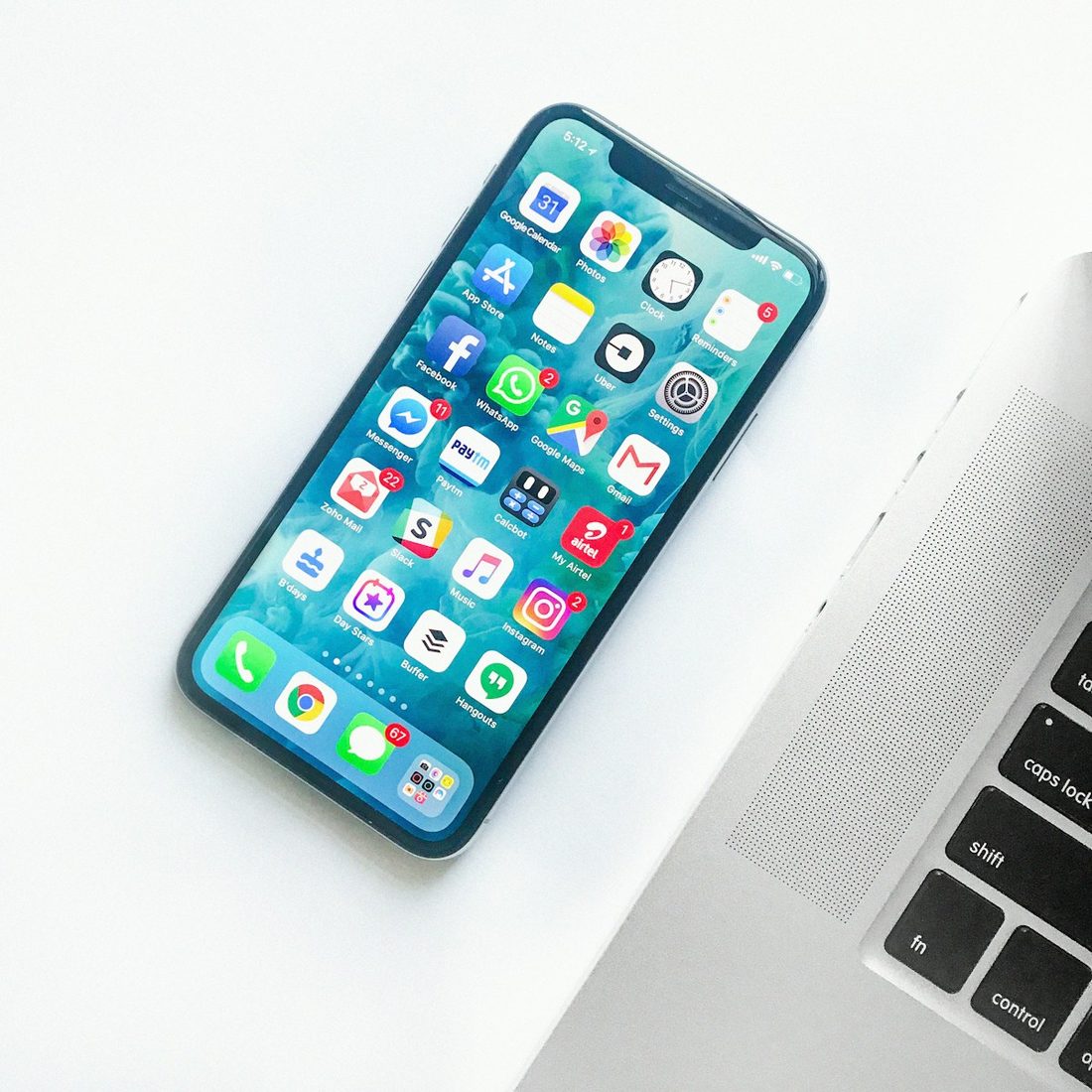 EMC易倍体育 APP 赛程与赛事列表界面示意